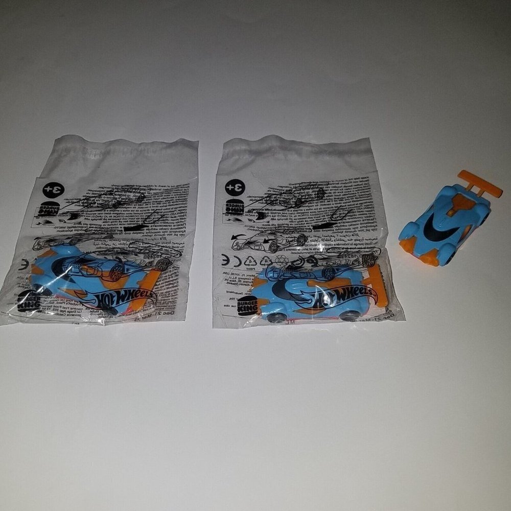 3 Hot Wheels Race Car Lot Orange Blue DUPLICATES Burger King Kids Meal Toys 2022